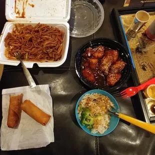Lo mein, sesame chicken and eggrolls. One pork, one veggie. Everything is super good.