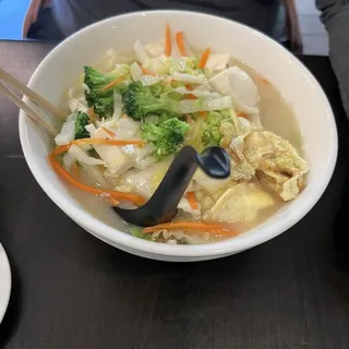 N1. Vegi Noodle Soup