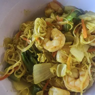 Singapore noodles with shrimp
