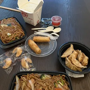 22. Chicken Lo Mein 22. Vegetable Lo Mein 8. Six Piece Fried Pork Dumplings 2. Two Pieces Vegetable Spring Roll 99. White Rice