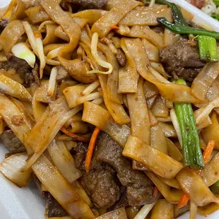 Beef Chow Fun