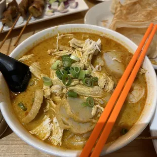 White Curry Laksa