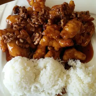 Crispy Walnut Chicken.. Yum!