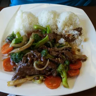 Beef and Broccoli.. Delicious!