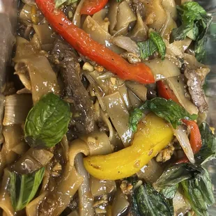 Basil Drunken Noodle with beef Shawarma