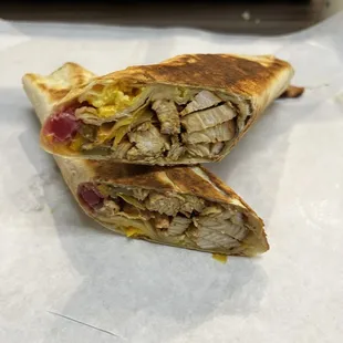 Garlic chicken wrap with Turshi
