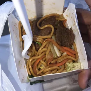 Beef lo mein