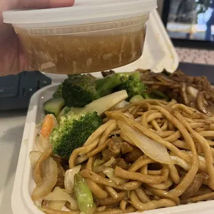 3 items plate with hot sour soup