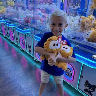 We had so much fun! The claw machines have great plushies &amp; you can trade them in for bigger toys! Highly recommend!