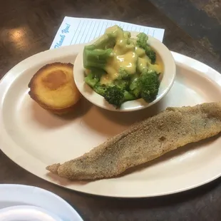 Loved the broccoli. Catfish did not impress, but I guess it&apos;s above average. Hated the cornbread.