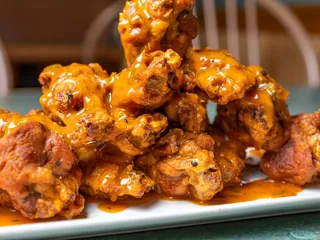 Mutt and Jeffs Restaurant and Bar