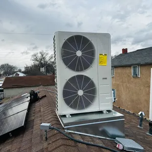 High efficiency heat pump