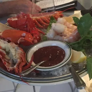 Jumbo Shrimp Cocktail Dinner