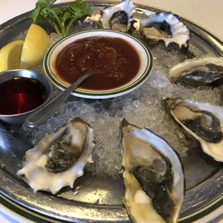 Fresh Oysters on The 1/2 Shell Dinner