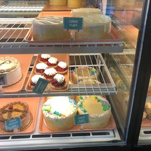 Lemon Fluff Cakes