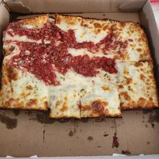 This is a $37 dollar pizza? Detroit style pizza.