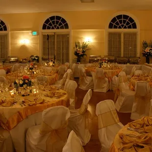 ambient wall sconce lighting