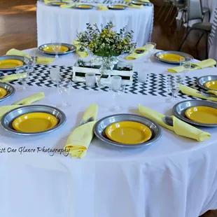 Table setting for wedding