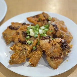 chicken wings and fried chicken, food