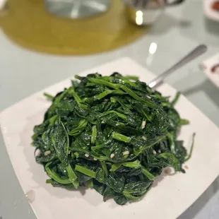 garlic pea sprouts