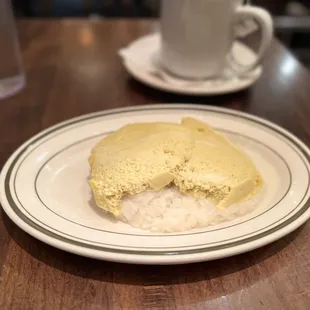 Sticky Rice with Thai Custard