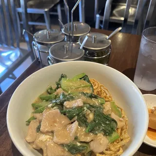 4. Rad Na Noodles