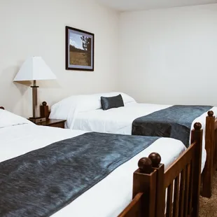 Standard 2 King Room