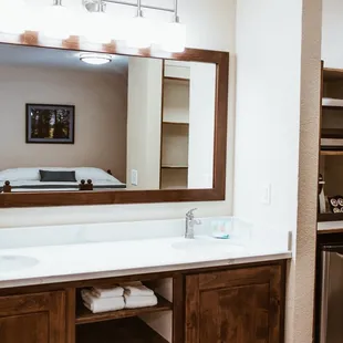 Standard 2 King Vanity