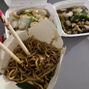 Shrimp Chow Mein, Squid With Black Bean Sauce, Shrimp With Mixed Vegetables