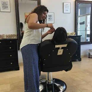 Walked in without an appointment and they were so welcoming. Super easy, super fast. My daughters eyebrows are now perfect!