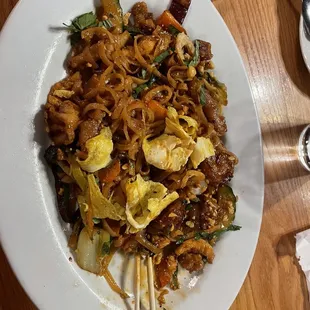 Stir fry noodle combination.