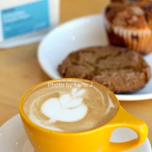 Citrus Sumac Cappuccino ($5) - good!