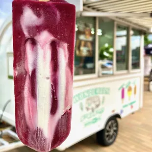 OOOhhh the holy Blackberry Honey Vanilla Cream. Sooo dang good!!