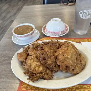 Shrimp, egg, foo young sauce on the side. I asked for extra shrimp.