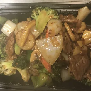 Beef with the Garlic Sauce