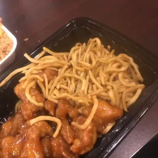 General Tsos and Loe Mein