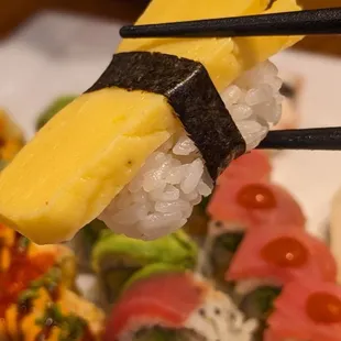 sushi, sashimi, sushi and sashimi, food