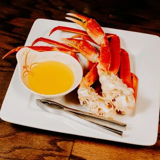 Steamed Snow Crab Legs