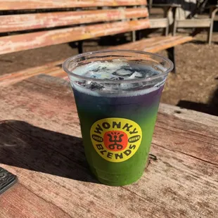 Barton Greens - a 100% vegetable green juice, made with organic cabbage, kohlrabi, spinach and more