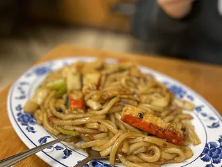 Asian Noodle House