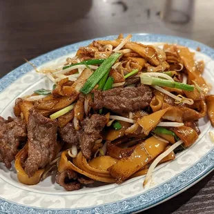 Beef chow fun