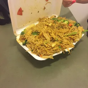 Singapore rice noodles with curry minus meat. Overflowing, so good!