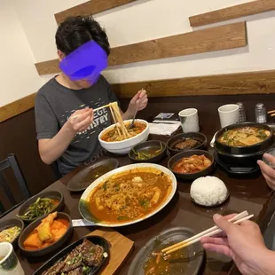 Galbi, tteokbokki, sundubu