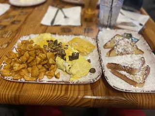 Benny’s Café Breakfast and Lunch