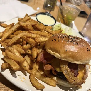 Smoke House Burger