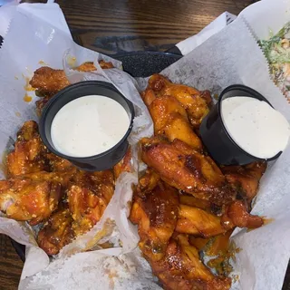 Hickory Smoked Chicken Wings