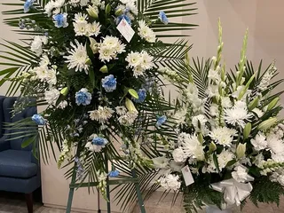 Alex Floral