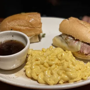 Western tri tip sandwich