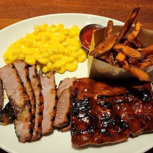 Tri-tip, Babyback Short Ribs, w/ Sweet Potato Fries, and Macroroni &amp; Cheese Combo