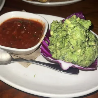 Fresh Guacamole, Chips & Salsa